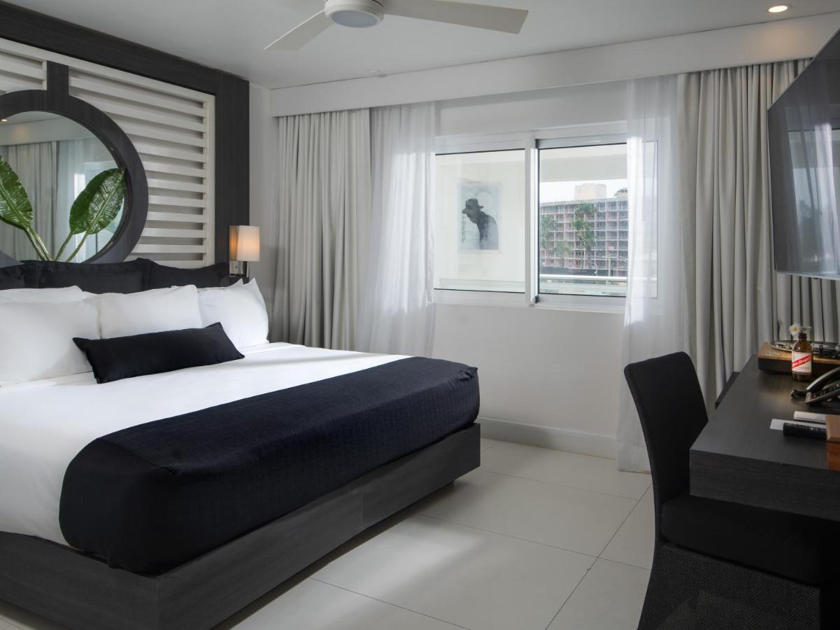 S Hotel Montego Bay - Luxury Boutique All-Inclusive Hotel Exterior foto A bedroom at the hotel