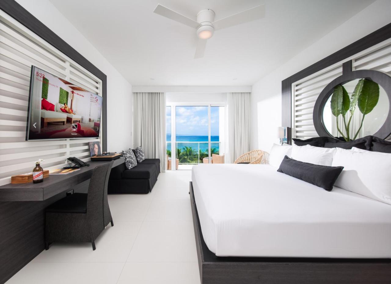 S Hotel Montego Bay - Luxury Boutique All-Inclusive Hotel Exterior foto A room at the Hard Rock Hotel