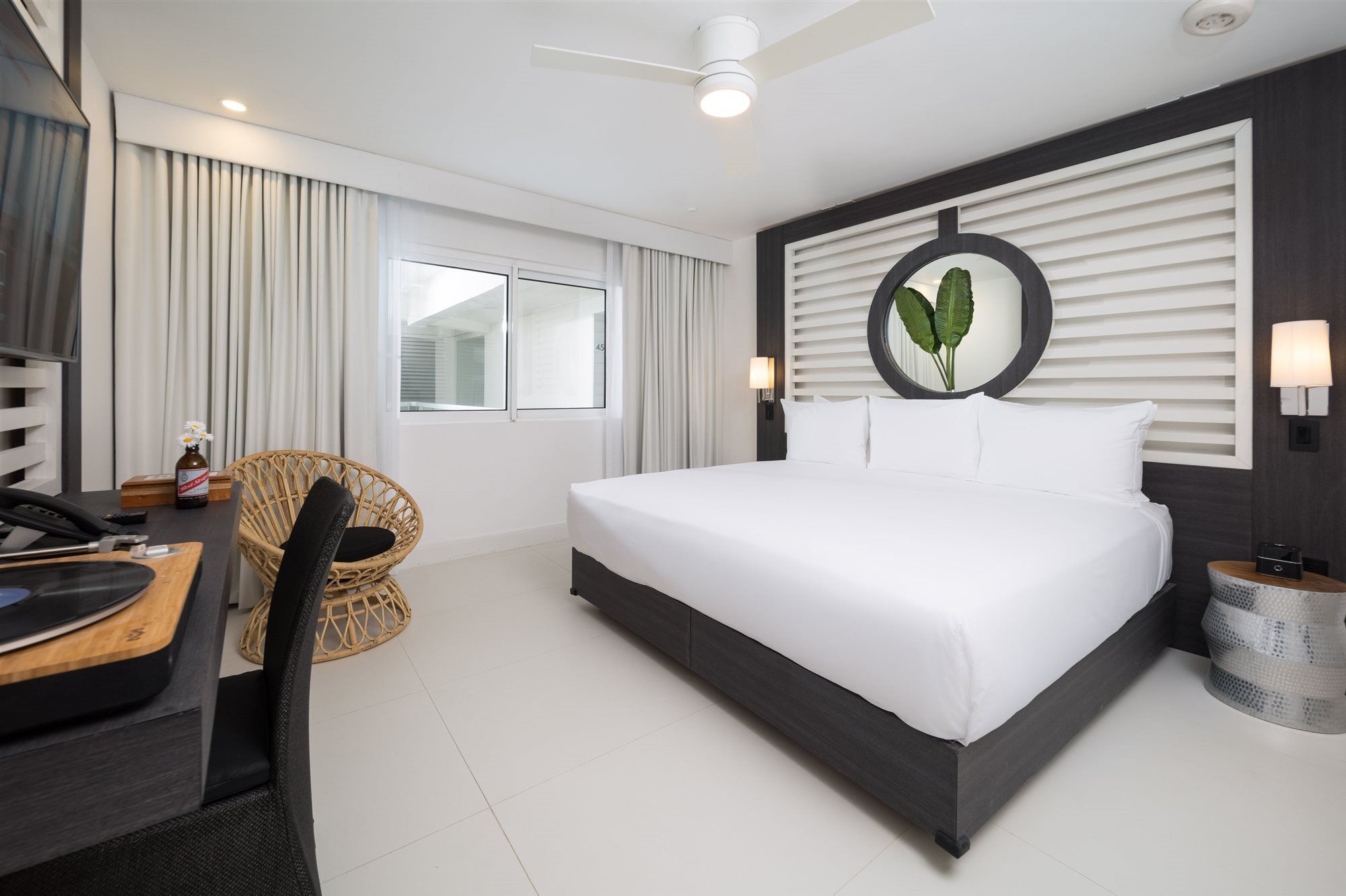S Hotel Montego Bay - Luxury Boutique All-Inclusive Hotel Exterior foto A room at the hotel
